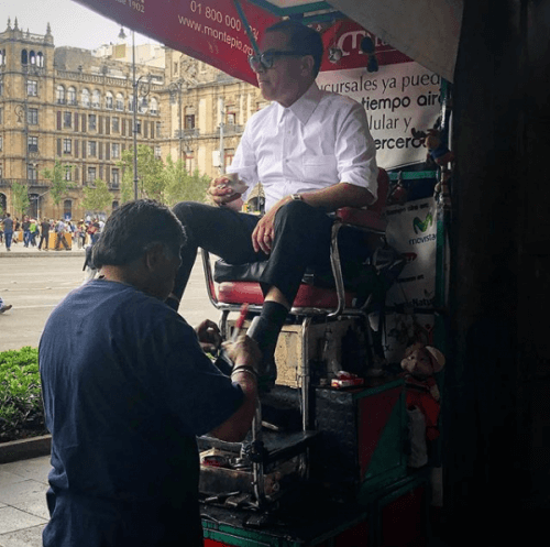 Robinson getting a shoe shine